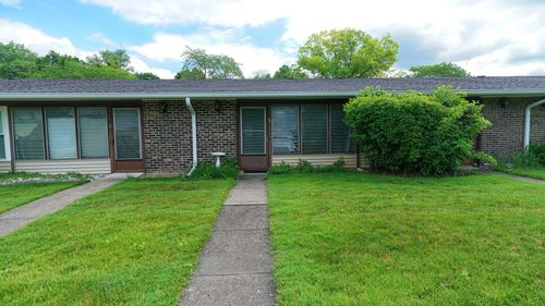 69-7415 Clarendon Ct, Fox Lake, IL, 60020-1006 | Card Image