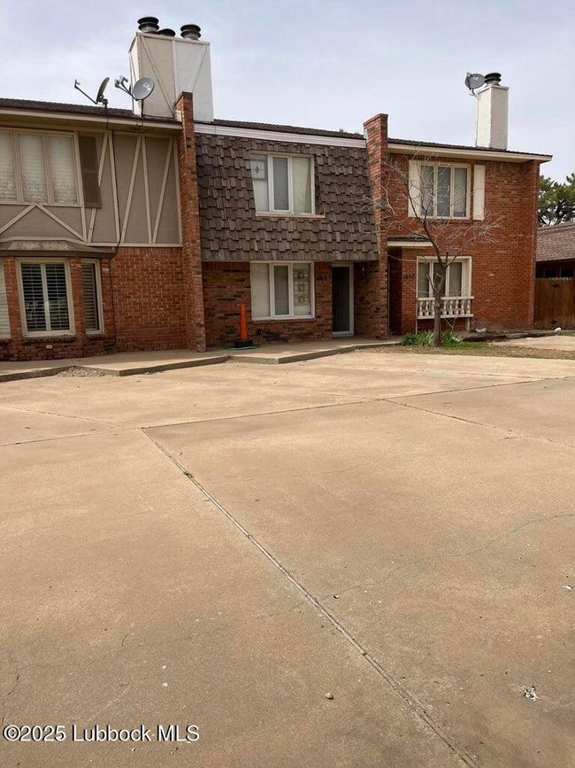 1005 Jefferson St, House other with 2 bedrooms, 2 bathrooms and null parking in Plainview TX | Image 25