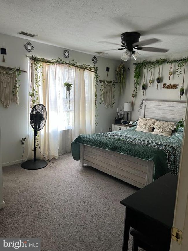 102 Zephyr Ln, Townhouse with 3 bedrooms, 2 bathrooms and null parking in WINCHESTER VA | Image 18