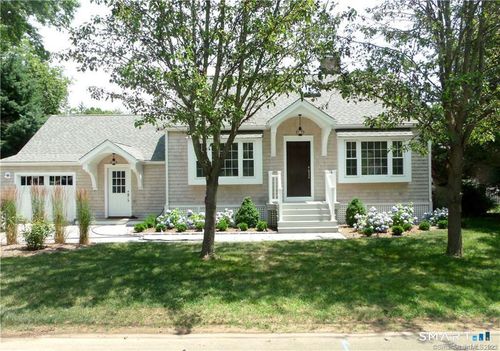 8 Lawson Dr, Madison, CT, 06443-3138 | Card Image
