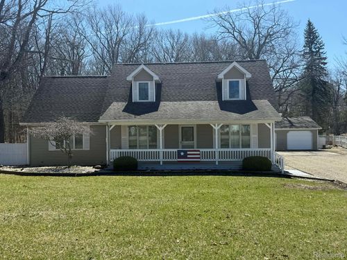 4689 Port Austin Rd, Caseville, MI, 48725-9670 | Card Image
