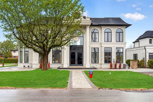 321 Morden Rd, Oakville, ON, L6K2S6 | Card Image