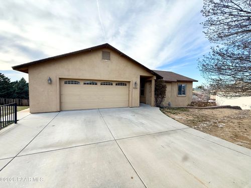 5260 N Verde Ln, Prescott Valley, AZ, 86314-4329 | Card Image