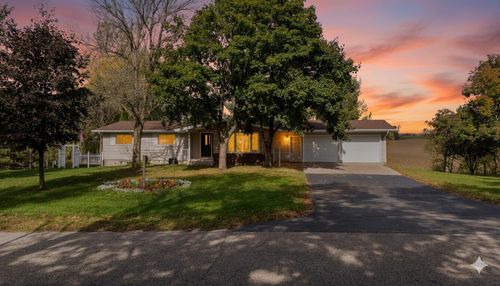 8496 Rolling Hills Rd, Custer, WI, 54423-8811 | Card Image