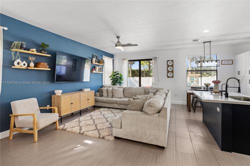 4859 Nw 55th Pl, Tamarac, FL, 33319-2493 | Card Image