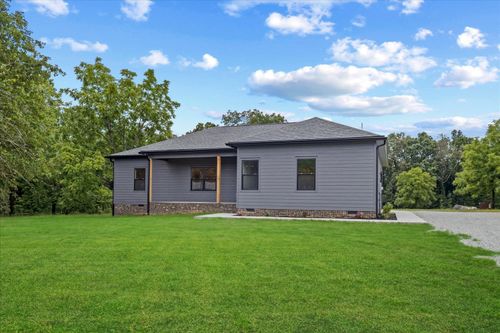 1038 W Main St, Hohenwald, TN, 38462-2301 | Card Image