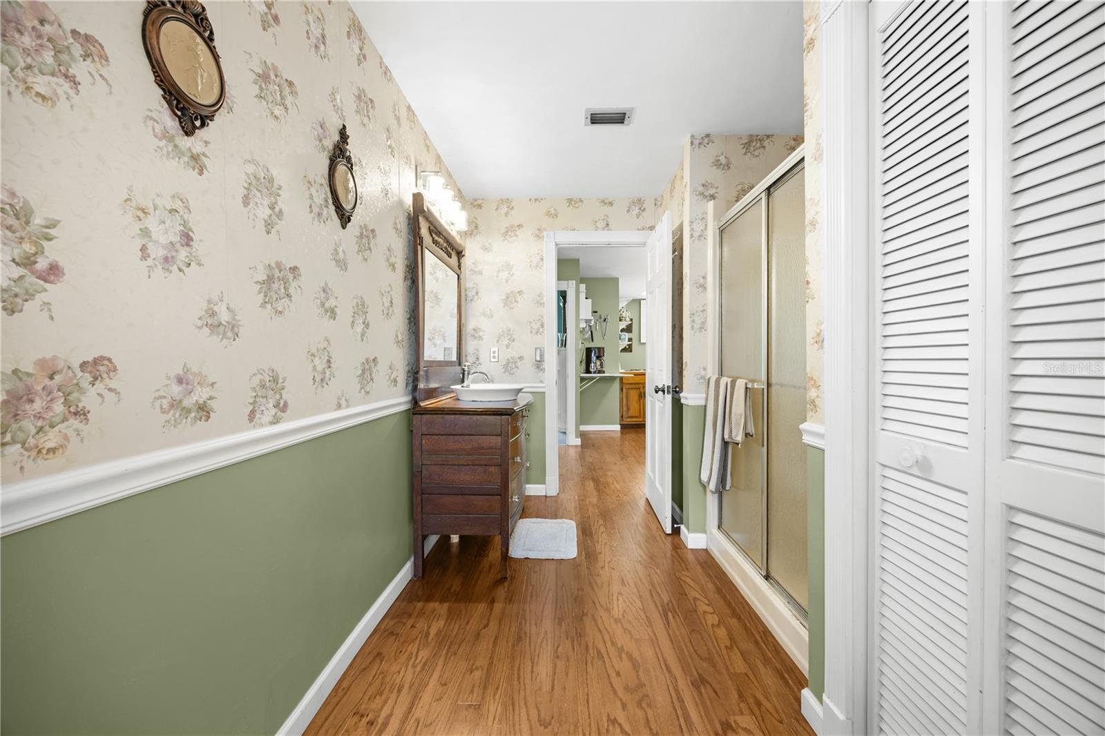 Residential in WELLBORN 4
