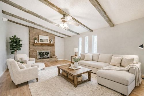 410 Riverside Dr, Alvin, TX, 77511-5200 | Card Image
