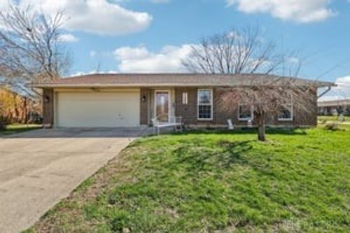 7500 Dial Dr, Huber Heights, OH, 45424-2515 | Card Image