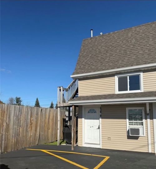 639 Phillips Rd, Webster, NY, 14580-9673 | Card Image