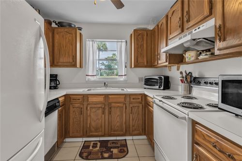 101-37 Vista Gardens Trail, Vero Beach, FL, 32962 | Card Image