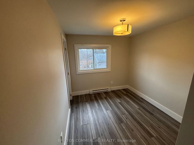 17 - 75 Elm St, Home with 2 bedrooms, 1 bathrooms and 1 parking in Saint Thomas ON | Image 4