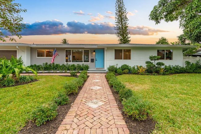 1617 Ne 28th Dr, House other with 3 bedrooms, 2 bathrooms and null parking in Wilton Manors FL | Image 2