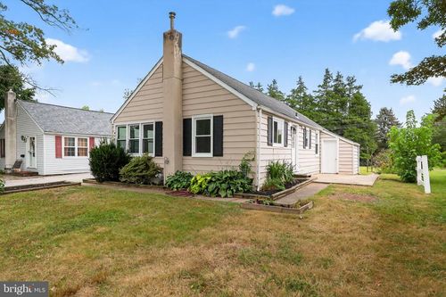 415 Virginia Ave, PHOENIXVILLE, PA, 19460-4335 | Card Image
