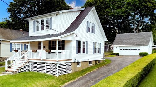61 Lovewell St, Gardner, MA, 01440-3526 | Card Image