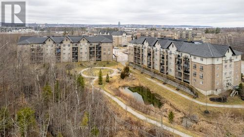 107-42 Ferndale Dr S, Barrie, ON, L4N2M5 | Card Image