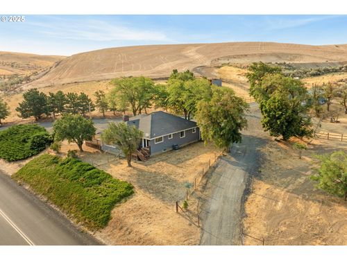 73002 Gordon Ridge Rd, Wasco, OR, 97065-3075 | Card Image