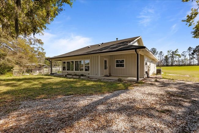 21955 Nw 154 Th Pl, House other with 3 bedrooms, 2 bathrooms and null parking in HIGH SPRINGS FL | Image 7