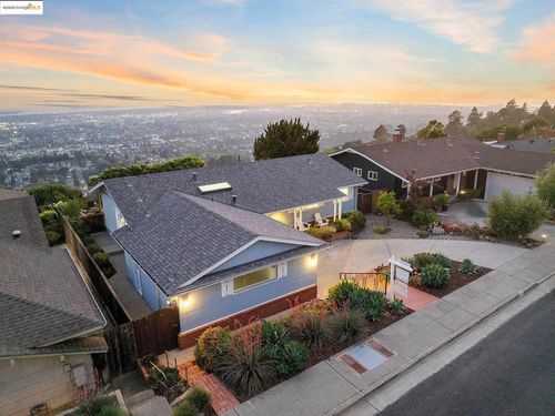 51 Rishell Dr, Oakland, CA, 94619-2331 | Card Image
