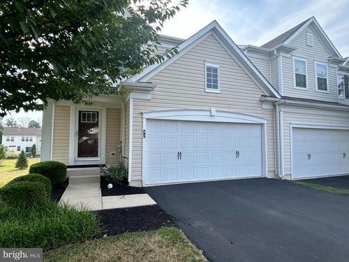 42 Clement Ct, DOWNINGTOWN, PA, 19335-4965 | Card Image