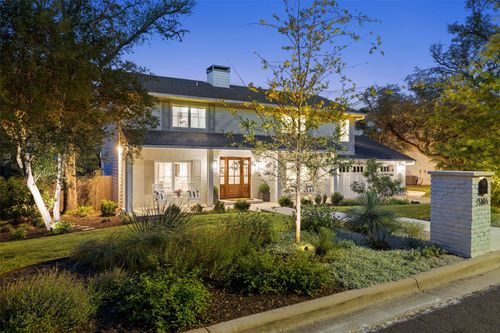 3106 Mistyglen Cir, Austin, TX, 78746-7811 | Card Image