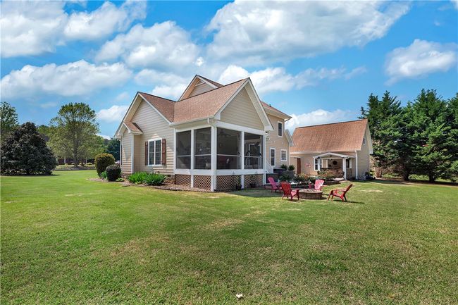 102 Woods Dr, House other with 4 bedrooms, 3 bathrooms and null parking in West Union SC | Image 41