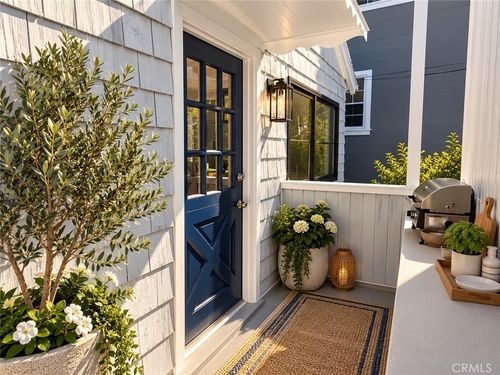 216 1/2 Amethyst Avenue, Newport Beach, CA, 92662 | Card Image
