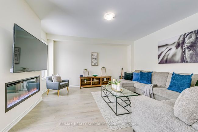328 Valleyway Dr, House other with 8 bedrooms, 6 bathrooms and 4 parking in Brampton ON | Image 14