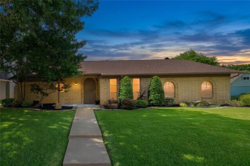 1710 Park Hill Drive, Arlington, TX, 76012 | Card Image