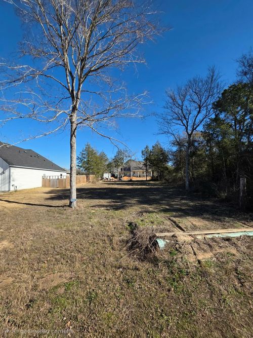 24887 Roscommon, Hempstead, TX, 77445-7075 | Card Image