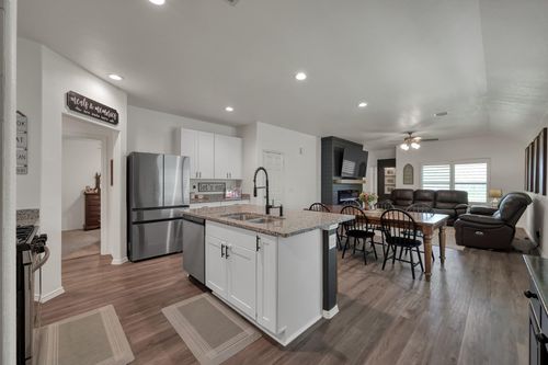 1887 Brushy Cedar Dr, Conroe, TX, 77301-3358 | Card Image