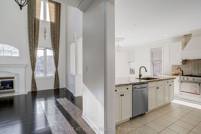 56 Gentle Fox Dr, House other with 6 bedrooms, 5 bathrooms and 2 parking in Caledon ON | Image 6