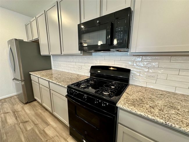 230 Olympic Ct, House other with 4 bedrooms, 2 bathrooms and 2 parking in Kyle TX | Image 6