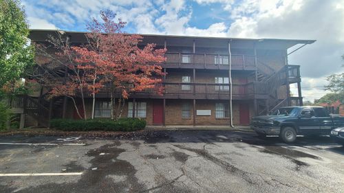 189 Donabrook Ct, Lexington, KY, 40517-1115 | Card Image