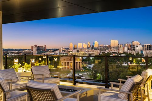 b1-321 31st Ave N, Nashville, TN, 37203-1228 | Card Image