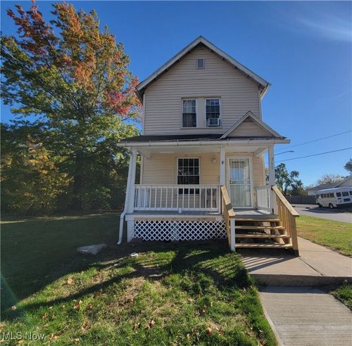 711 Eddy Rd, Cleveland, OH, 44108-2339 | Card Image
