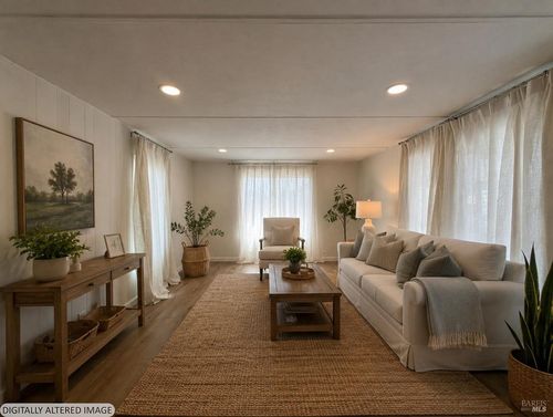 7 Geneseo St, Oakley, CA, 94561-3353 | Card Image
