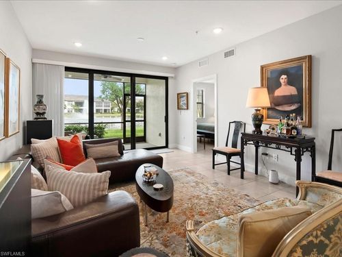 unit-105-15102 Palmer Lake Cir, NAPLES, FL, 34109-9060 | Card Image
