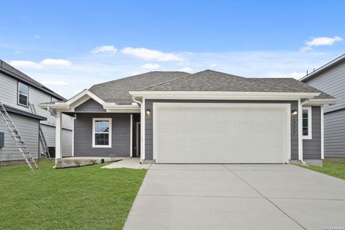 1224 Sweden, Seguin, TX, 78155-3340 | Card Image