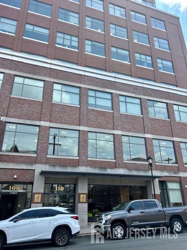 APT-2101 - 110 Somerset St, Townhouse with 1 bedrooms, 1 bathrooms and null parking in New Brunswick NJ | Image 17