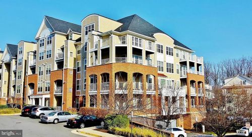 apt-404-2711 Bellforest Ct, VIENNA, VA, 22180-7314 | Card Image