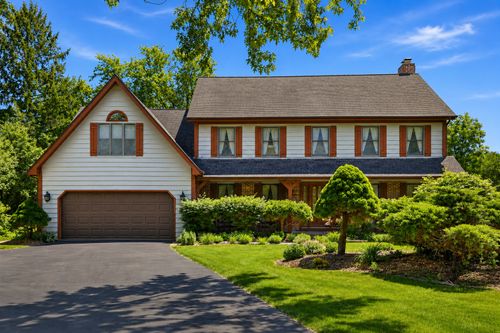 107 Roxborough Place, Inverness, IL, 60010 | Card Image