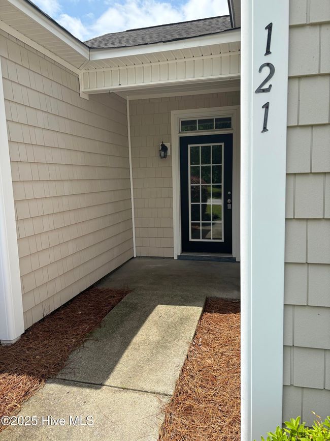 121 Mulberry Cir, House other with 4 bedrooms, 3 bathrooms and 2 parking in Hampstead NC | Image 4