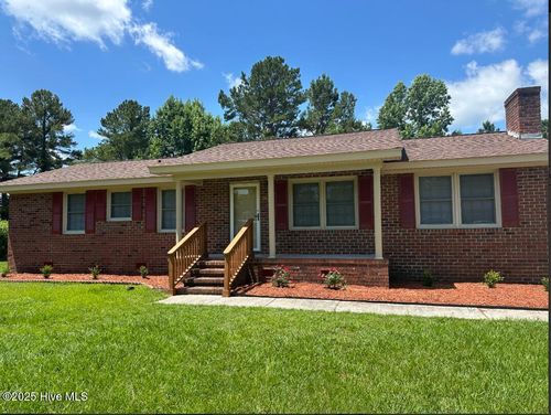 54 Nixon Ave, Rocky Point, NC, 28457-8208 | Card Image