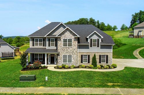 107 Cedarberry St, Oak Ridge, TN, 37830-3040 | Card Image