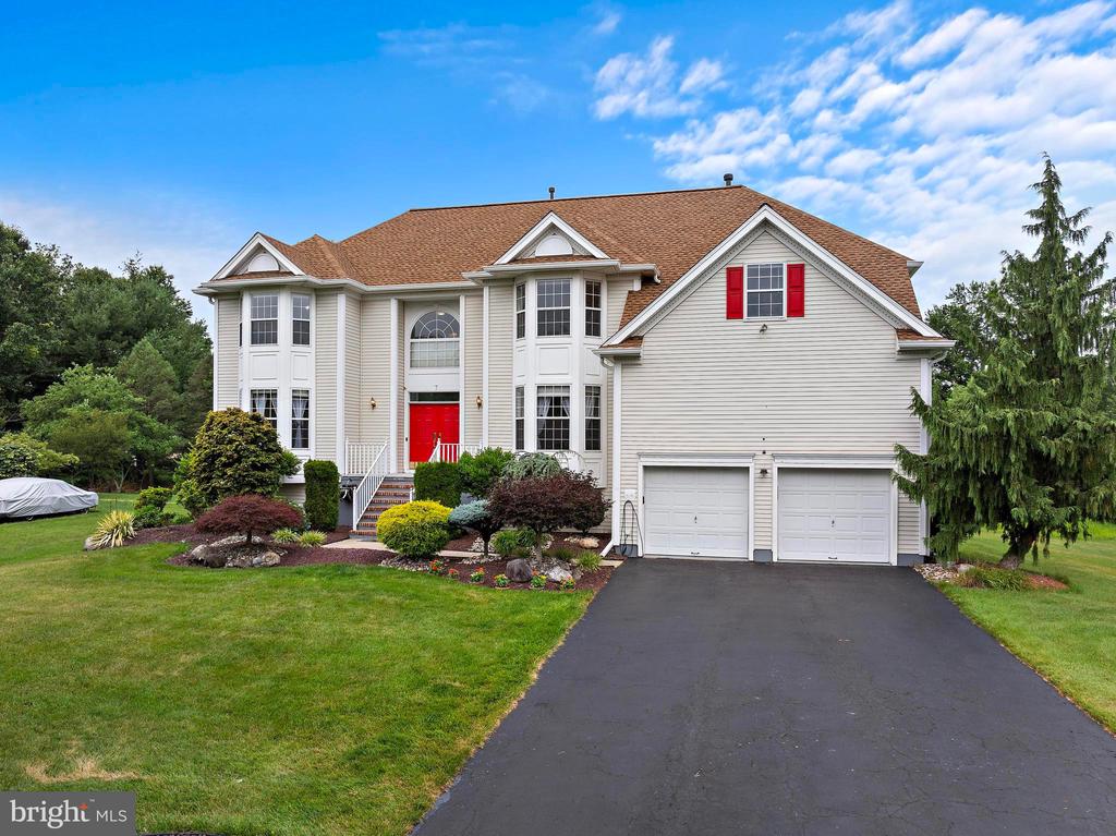 Residential in EAST WINDSOR 3