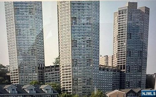 7000 Jfk Blvd E, Guttenberg, NJ, 07093 | Card Image