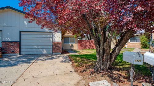 1428 Del Rosa Way, Sparks, NV, 89434-2660 | Card Image