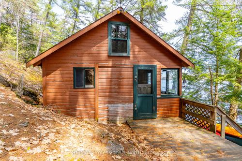 10145 Little Hawk West Sho N/A, Algonquin Highlands, ON, K0M1S0 | Card Image