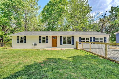 402 Harmony Rd, Boones Mill, VA, 24065-4290 | Card Image